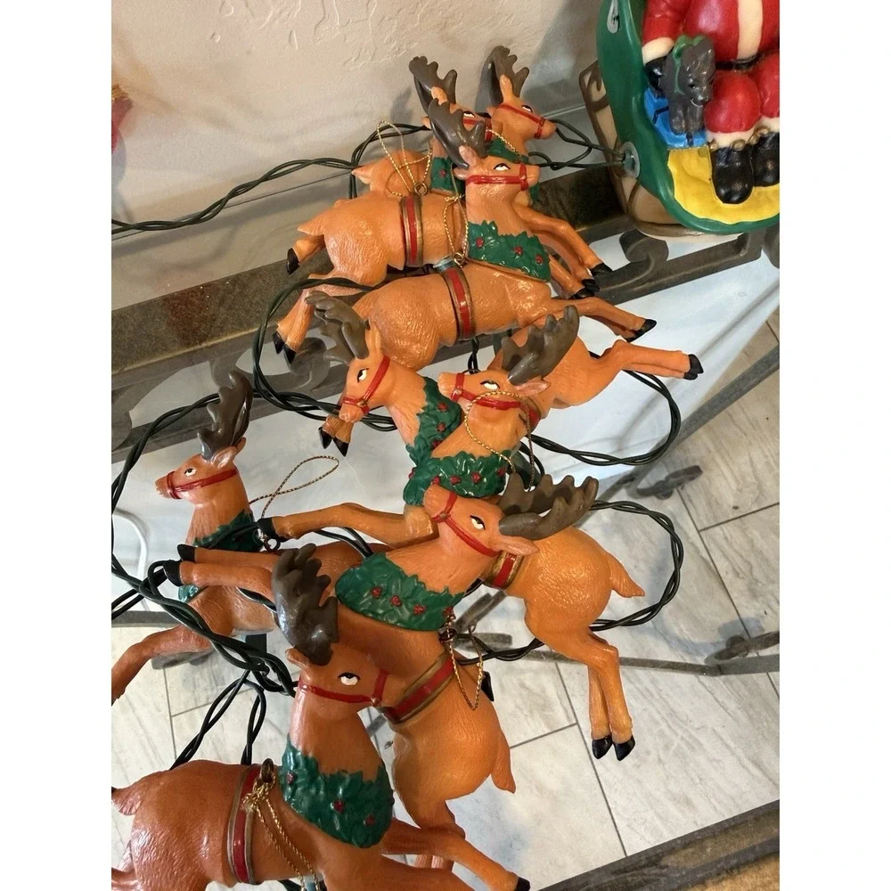 Vintage Kurt Adler Lighted SANTA Sleigh 8 Reindeer Novelty Christmas Lights